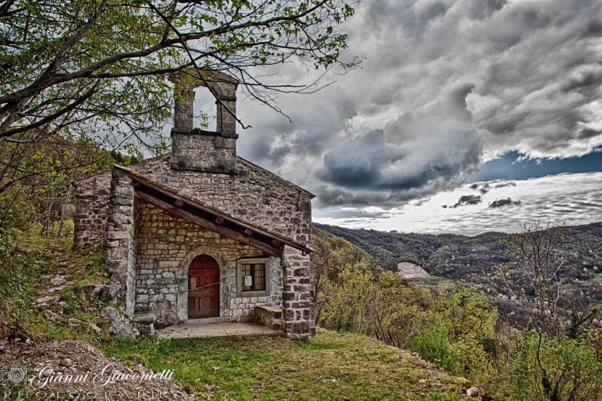 فيلا Torre Del Grifone Nel Medioevo Di Cividale Del Friuli Faedis المظهر الخارجي الصورة